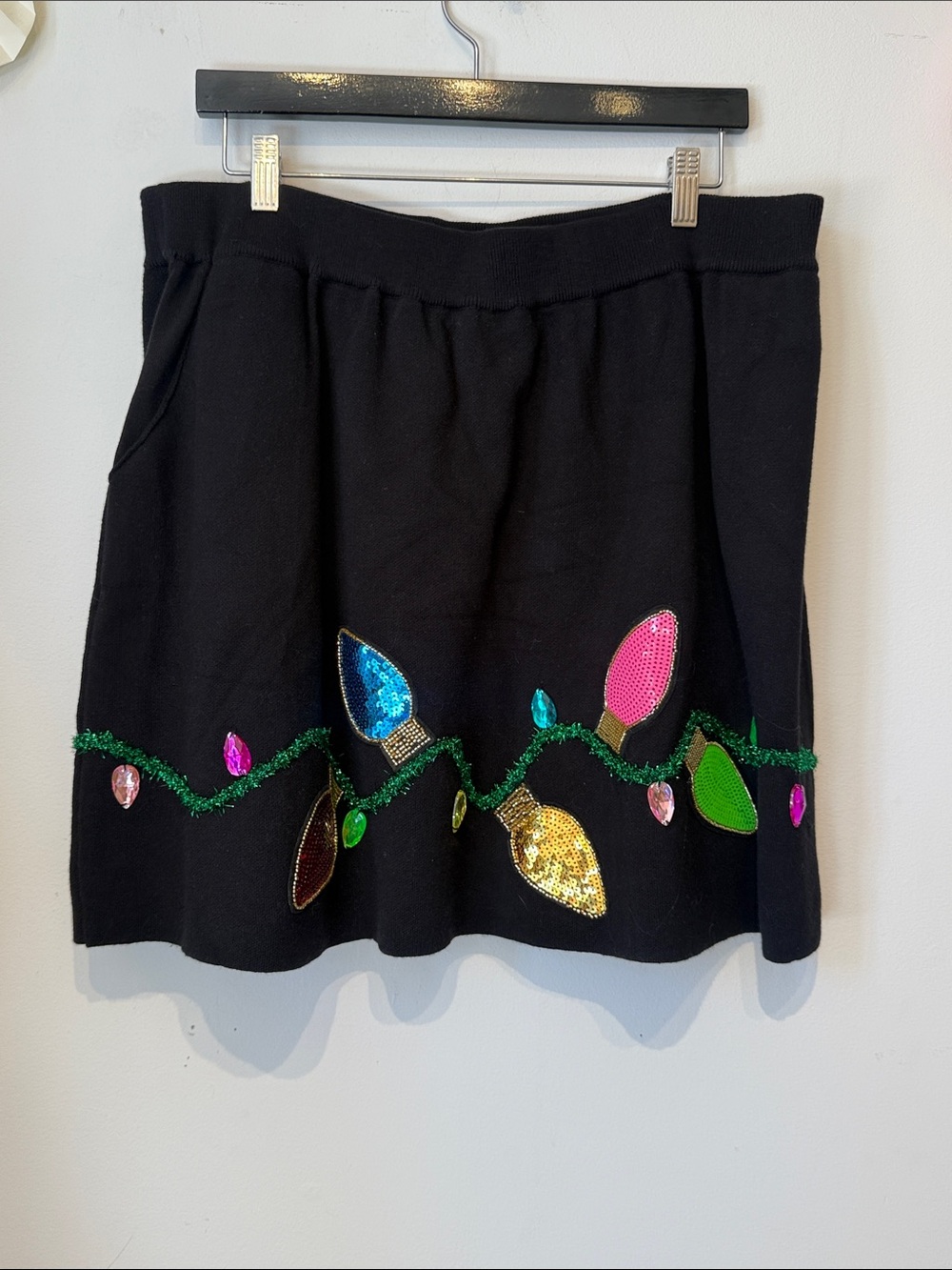 Queen of sparkles lights on skirt size xxlarge